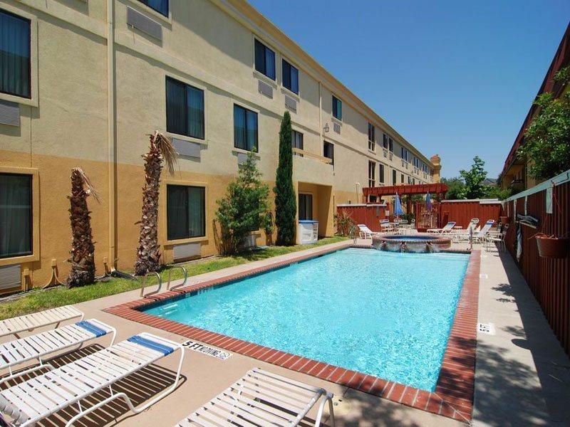 Comfort Inn Dallas Park Central Einrichtungen foto